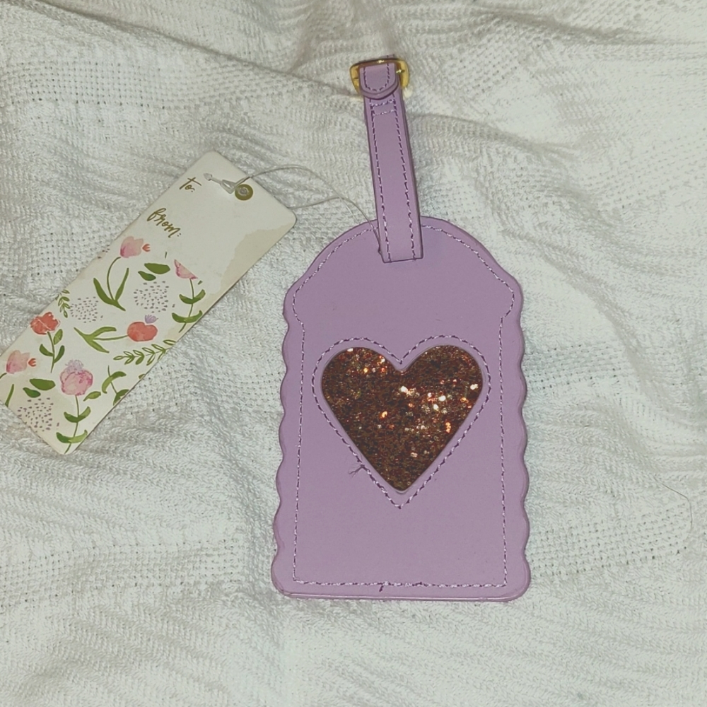 NWT Lavander With Rose Gold Sparkly Heart Luggage Tag